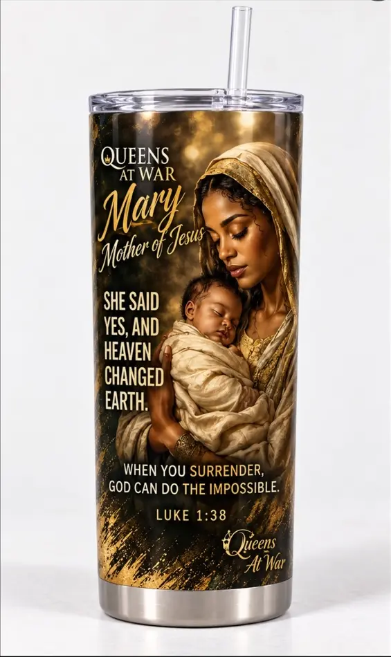 Queens at War Mary tumbler in gold and green